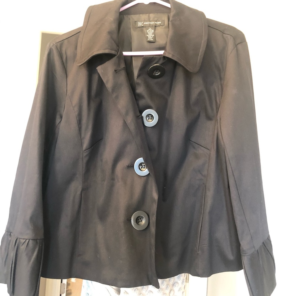 Black lightweight jacket with ruffle sleeve